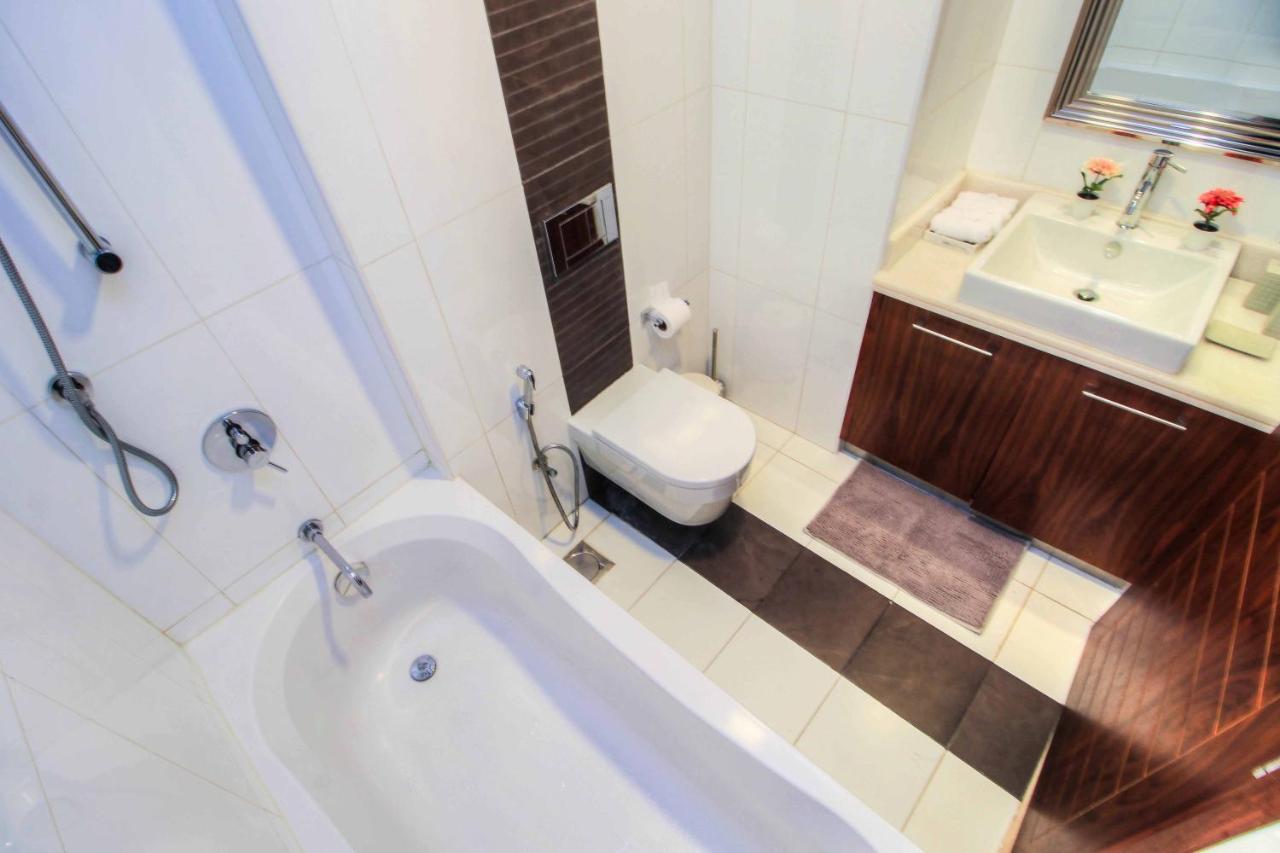 Durrani Homes - Luxurious Studio Near Dubai Mall With Pool View Ngoại thất bức ảnh